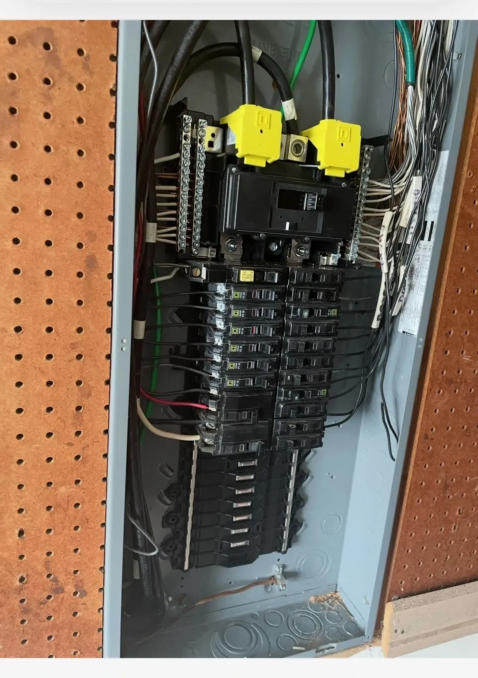 Electrical Rewiring by DTM Electric